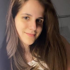 Meet your Posher, Roxana